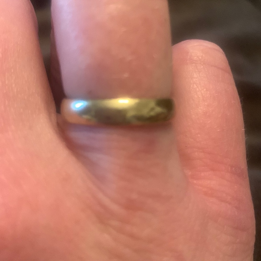 10k yellow gold ring wedding band